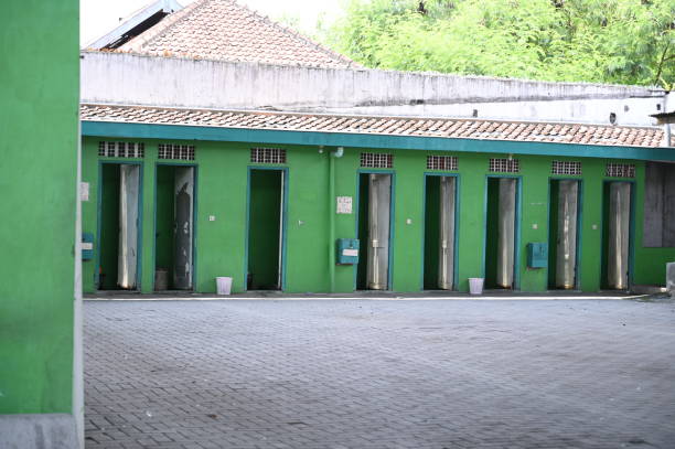 Best Portable bathroom rental  in Paris, KY